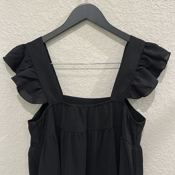 Sleeveless black dress in size M - Picture 8 of 10